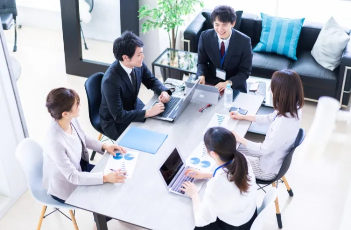 誰でも回せる、強い業務へ